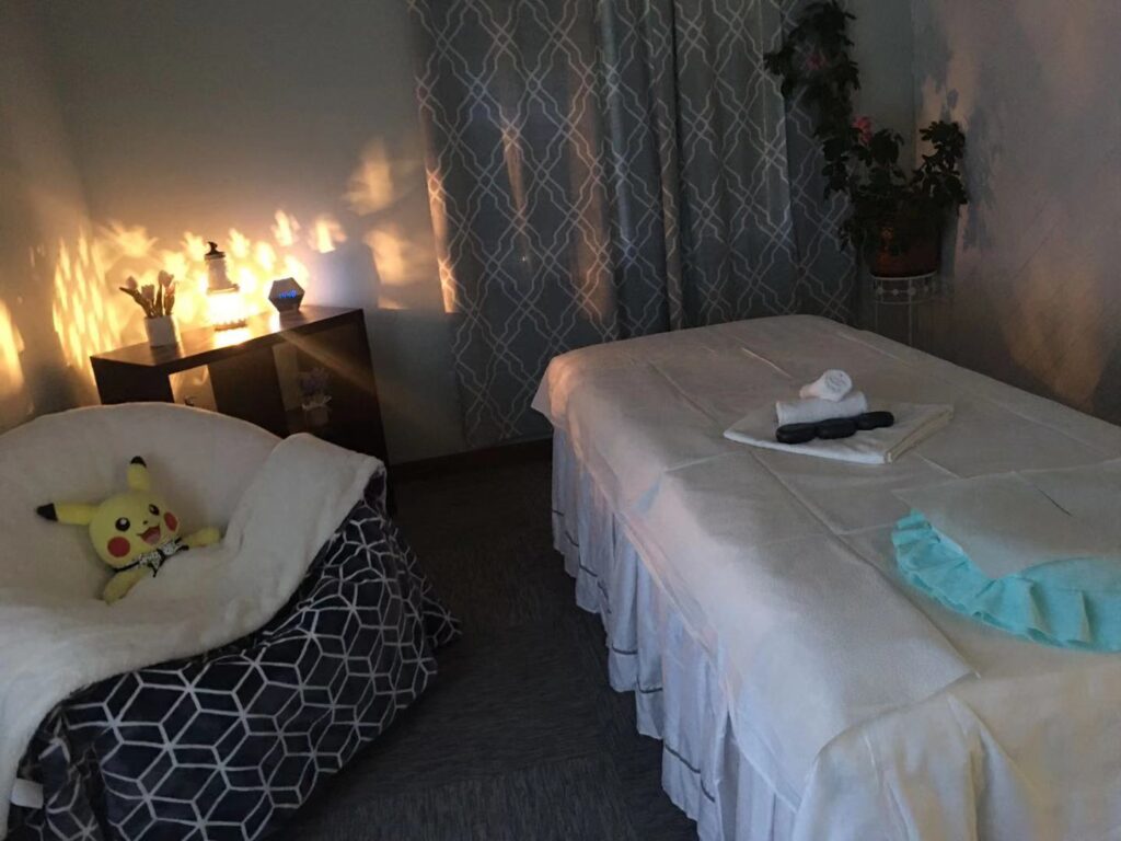 craig colligan recommends massage rooms sensual pic