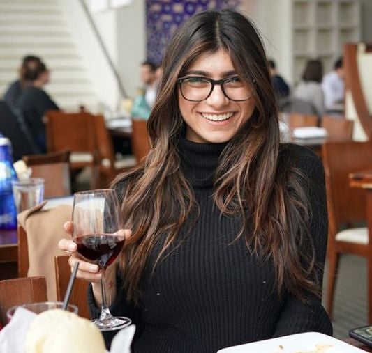 cherie sheehan recommends Mia Khalifa With Mom