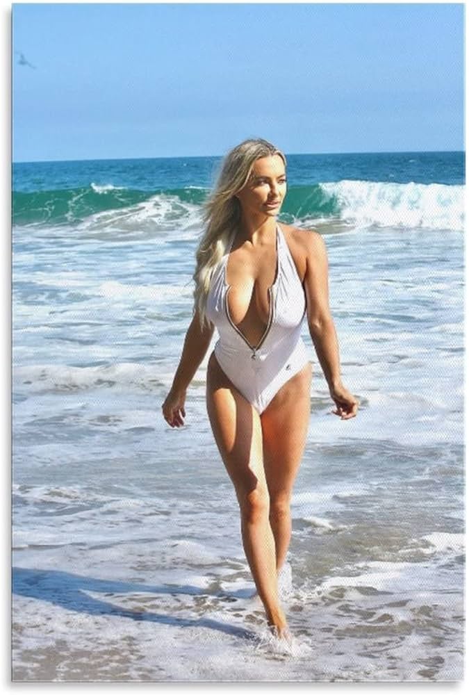 aisha ross recommends Lindsey Pelas Hot