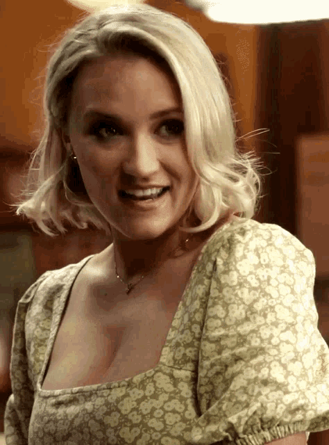 emily osment boobies