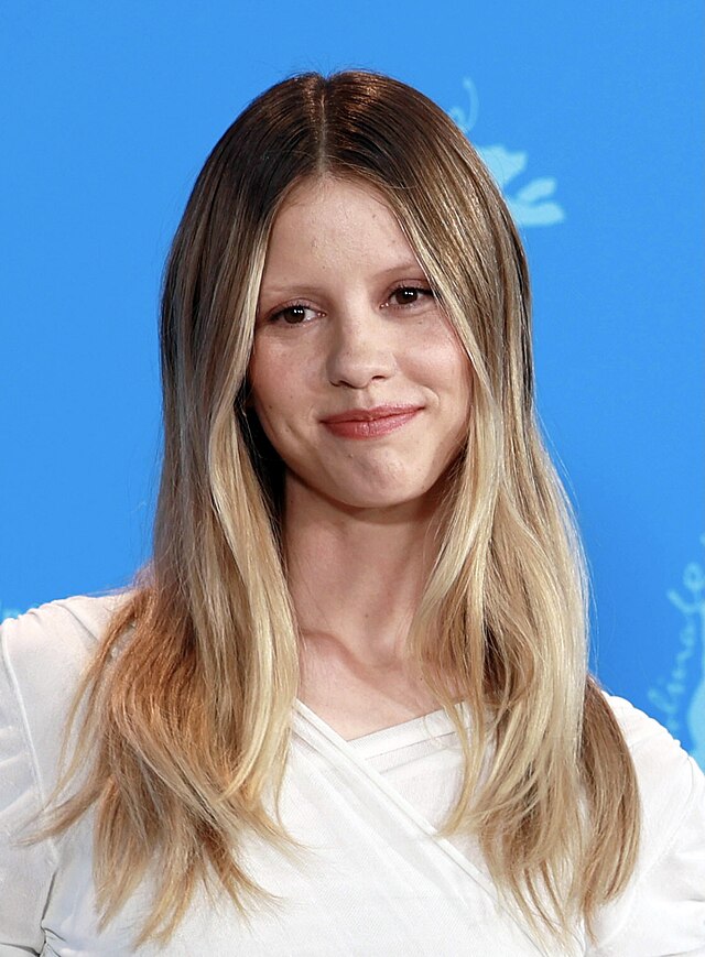 annie okeeffe recommends Mia Goth Porn