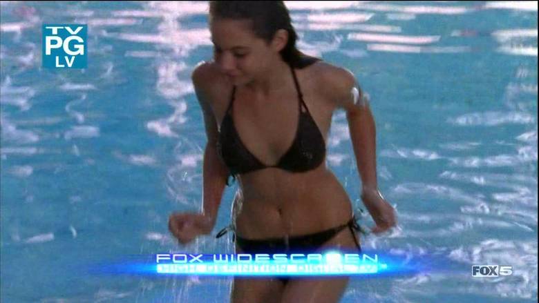 dorothea young recommends Willa Holland Bikini