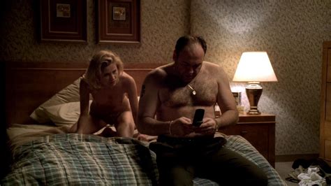 Carmela Soprano Naked waage schortens