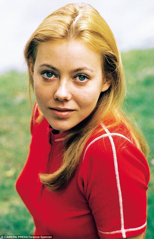 Jenny Agutter Nude updated version