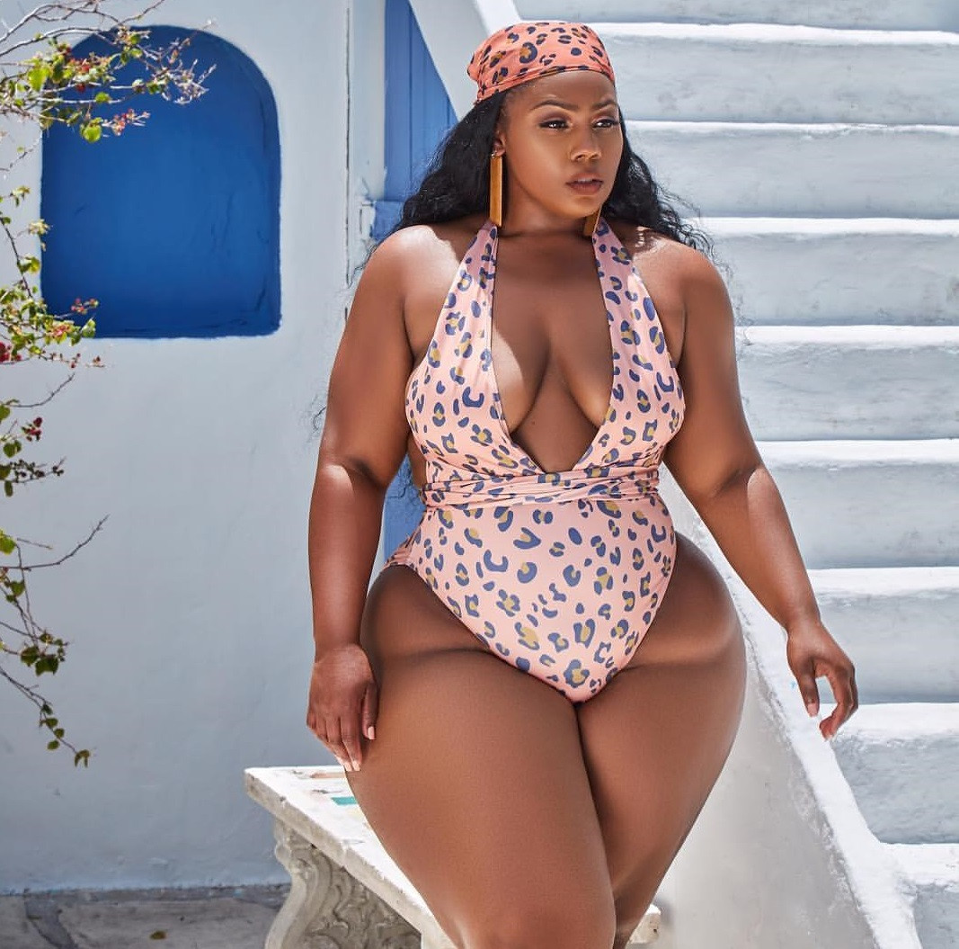 brenda mastrangelo recommends Pawg Swimsuit