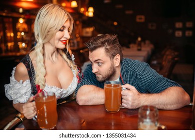 andrew diggle recommends Big Tits Waitress