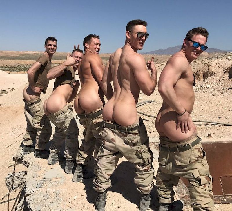 dee angela recommends nude american soldiers pic