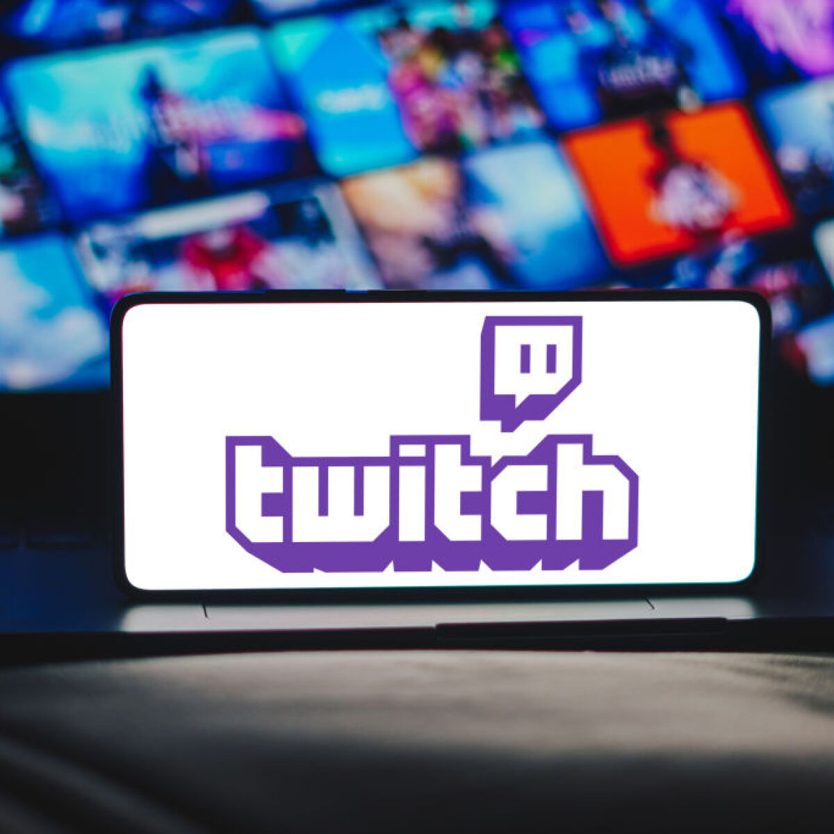 chris disalvo recommends topless twitch streams pic