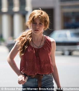 sophia lillis porn