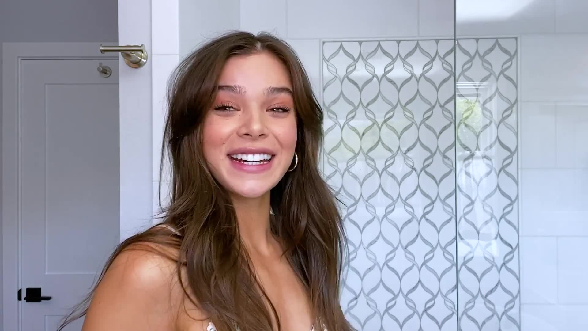 Hailee Steinfeld Sex sextape scene