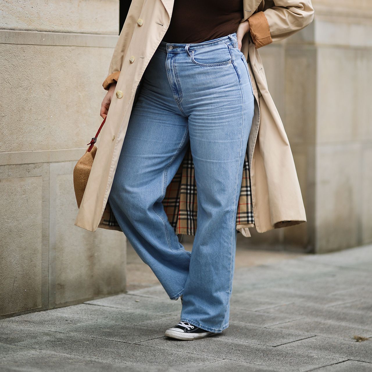 caroline slocombe add big tits and jeans photo