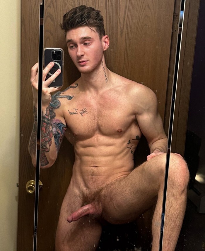 anthony agulto recommends brent savage nude pic