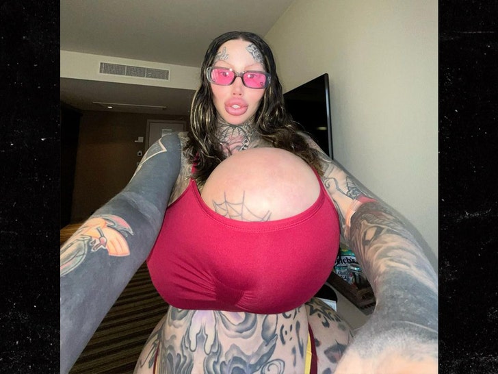 ashley bronk recommends Biggest Tits On Ig