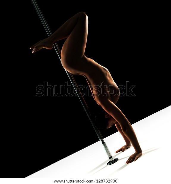 nude pole dancer