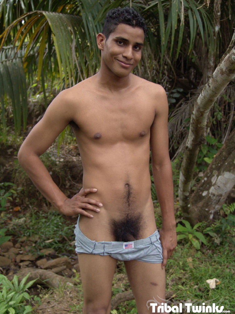 arshan ali add photo tribal twinks