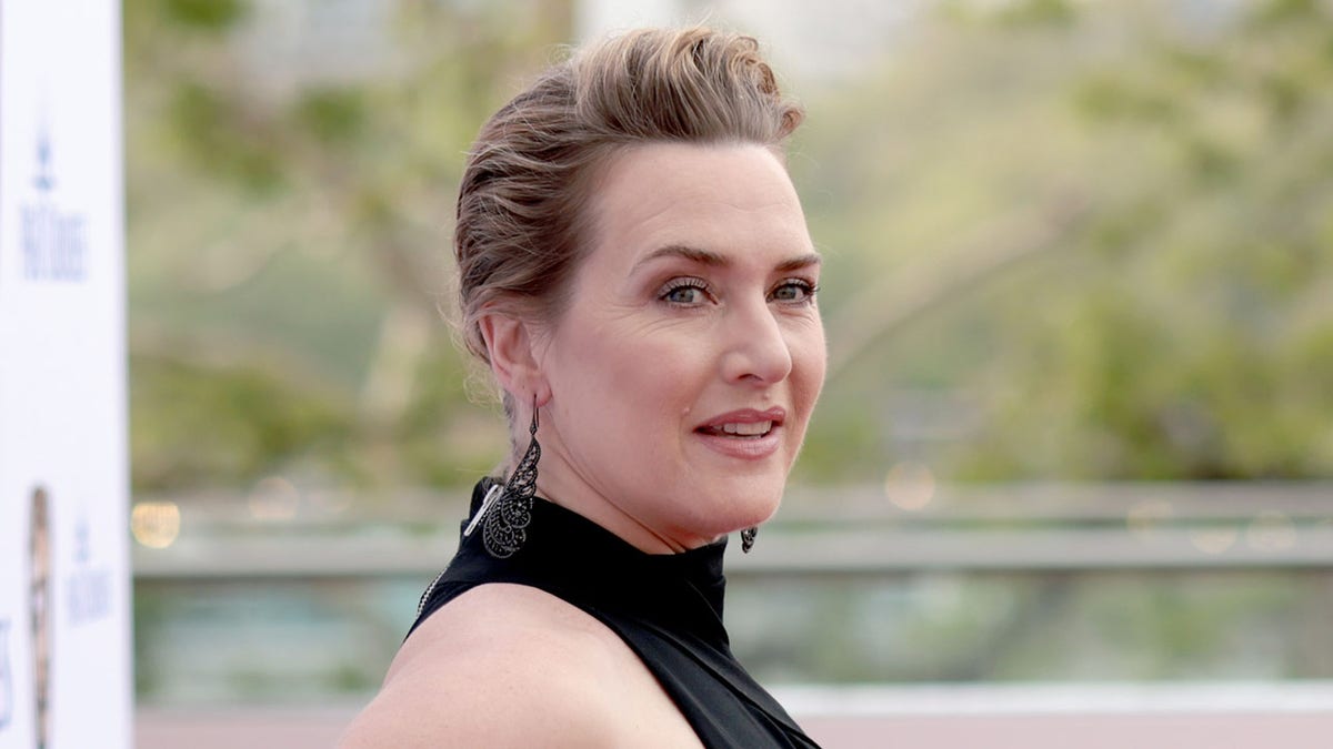 cyndi norman recommends kate winslet titanic nude scene pic