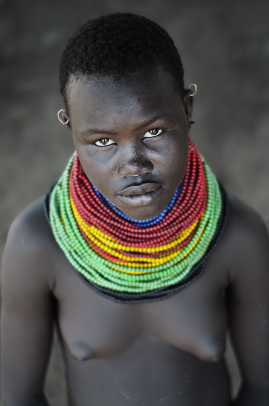 african naked tribe women