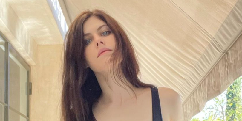 bob bobbing recommends alexandra daddario posed buck naked on ig pic