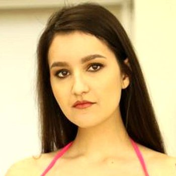 alisa horakova - masterbation first time leah winter
