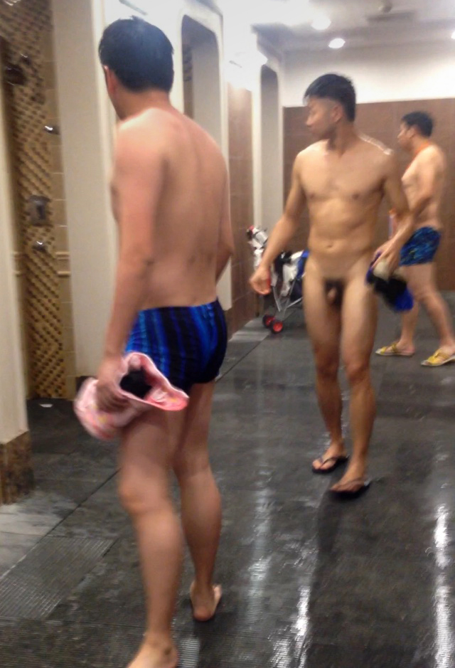 dave barley recommends asian shower spy pic