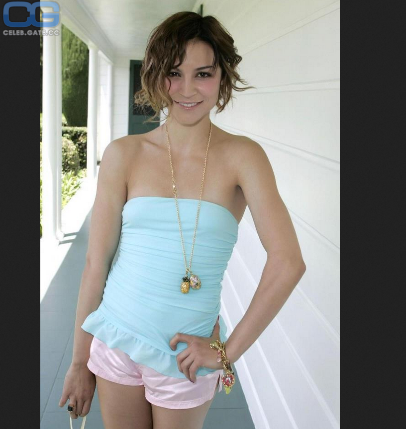 andy tryon recommends samaire armstrong naked pic