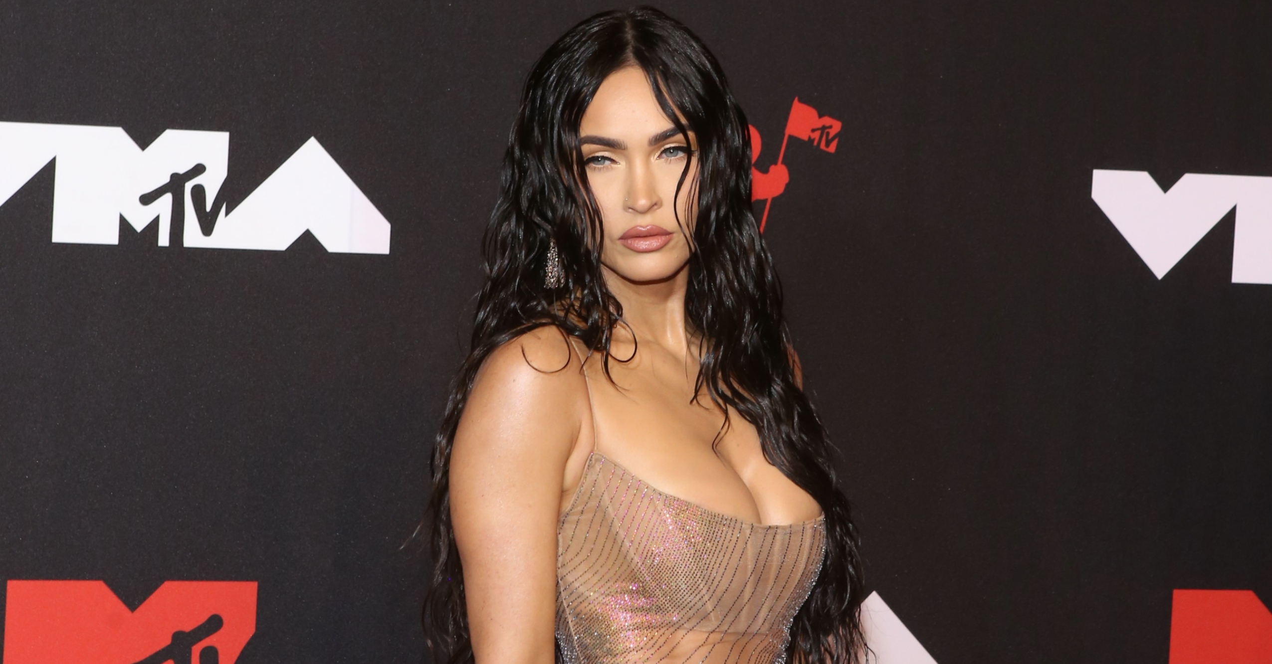 dave herz recommends megan fox sexy naked pic