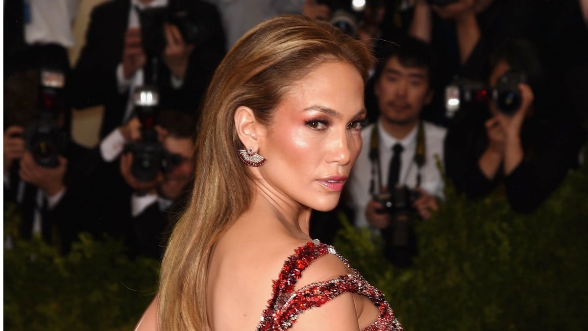 andrea dairo recommends jennifer lopez sex tape video pic