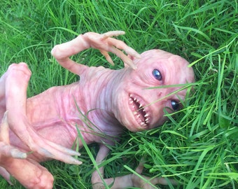 chelsea macneil share baby alien leaked photos