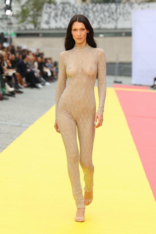 ann tapp share nudes on the runway photos