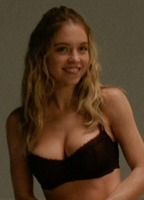 cal mullins recommends Sydney Sweeney Nude Photoshoot