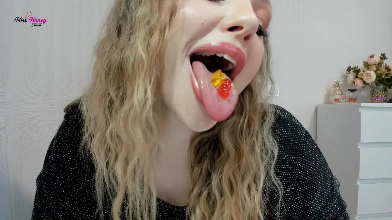 amelia meade add blonde gummy bear porn photo