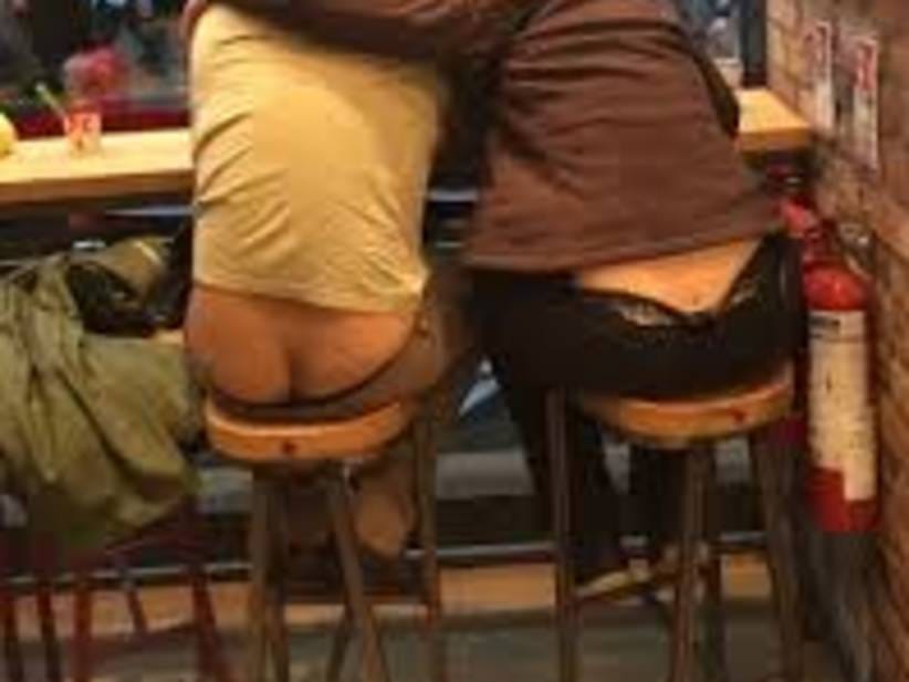 buttcrack in public