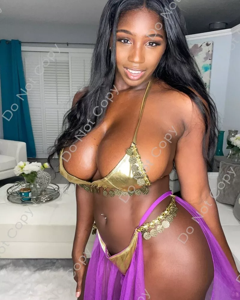 christan kirby recommends Ebony Natural Big Tits