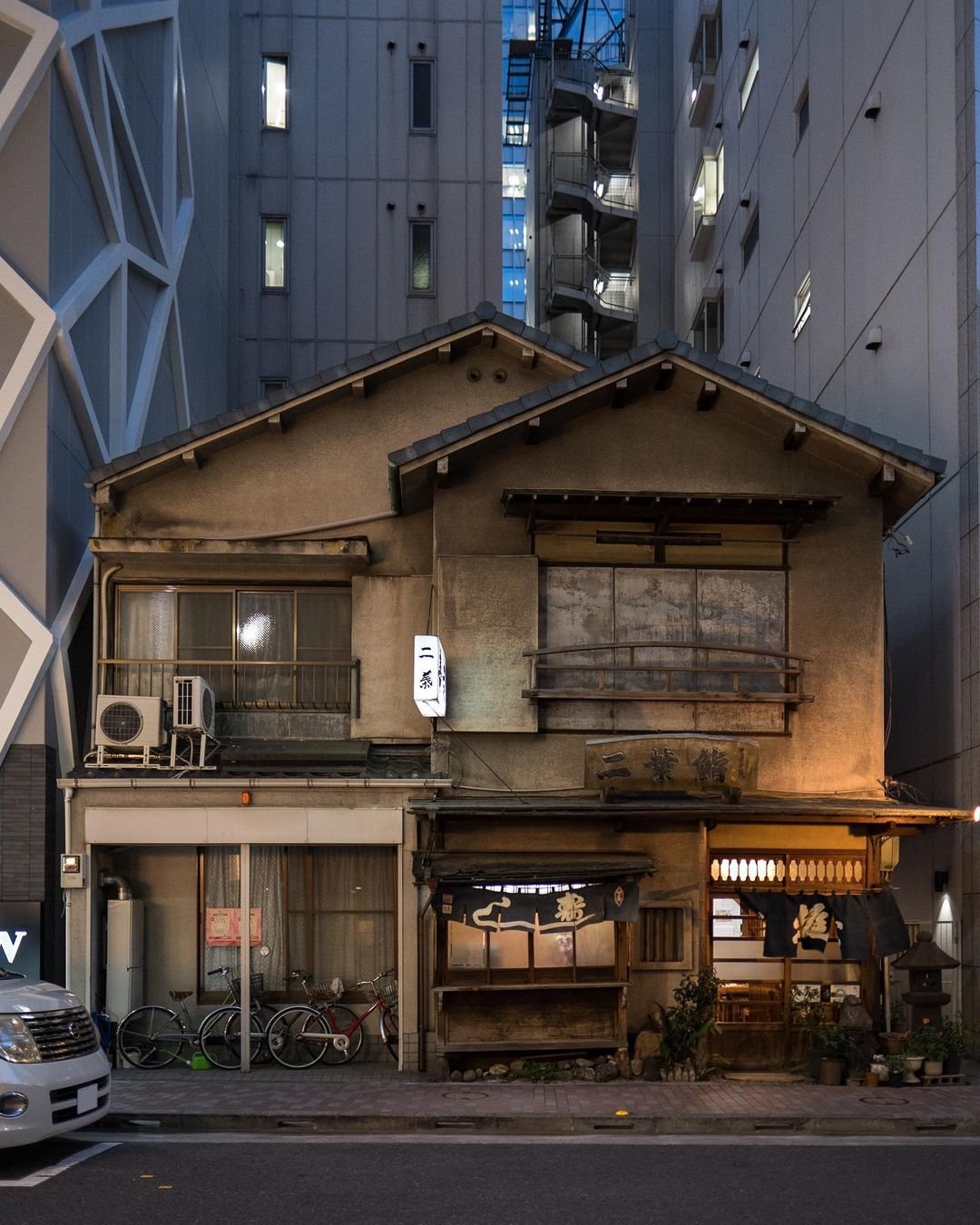 bob strack share tokyo tea porn photos