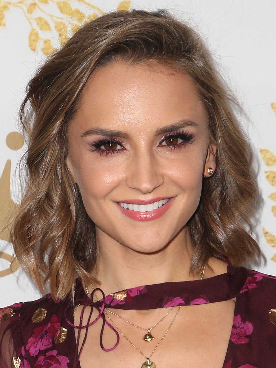 ashraf rayyan recommends rachael leigh cook nude pic