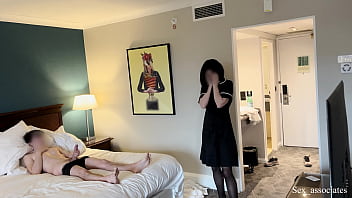 di cullen recommends Hotel Maid Flashing