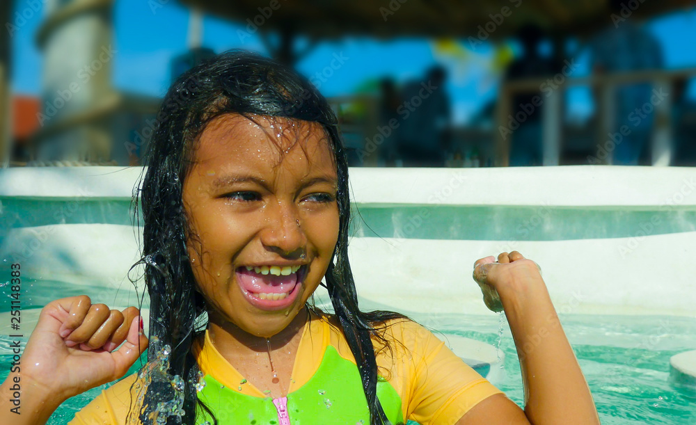 beng kee lim share candid water park photos