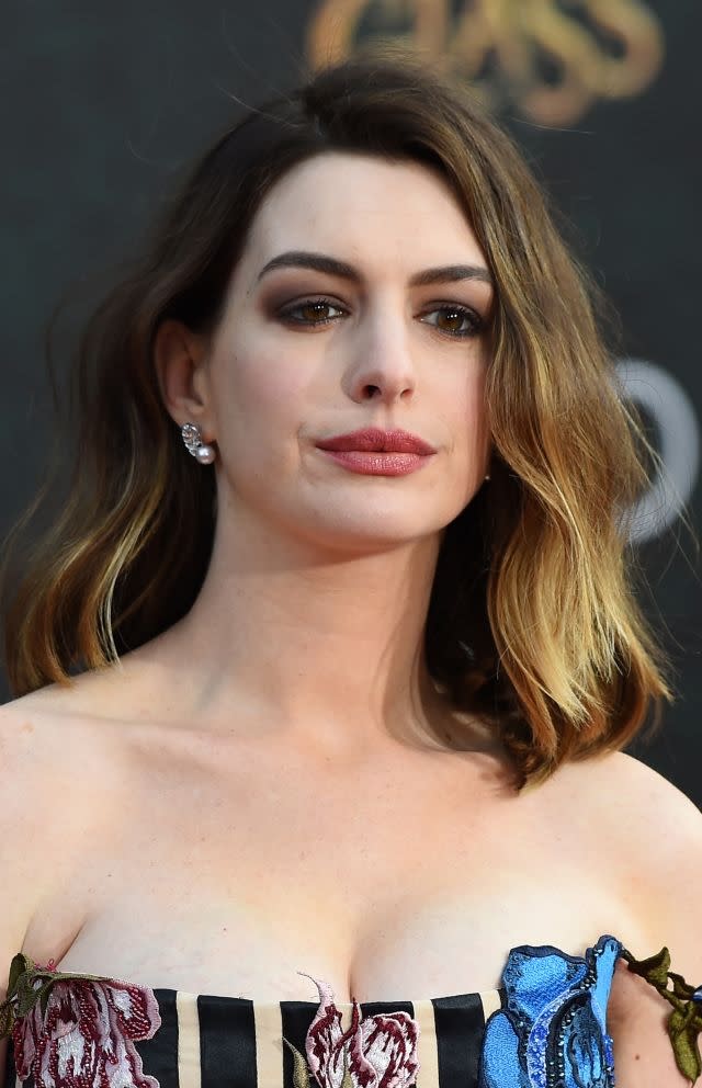 buck ford recommends Anne Hathaway Hot Pics