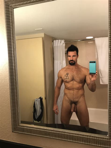 bojan ivanisevic recommends Charles Dera Onlyfans