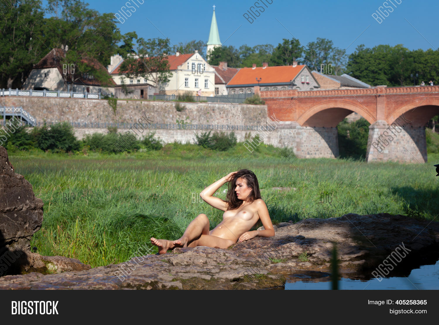 ann stokes share nude women sunbathing photos