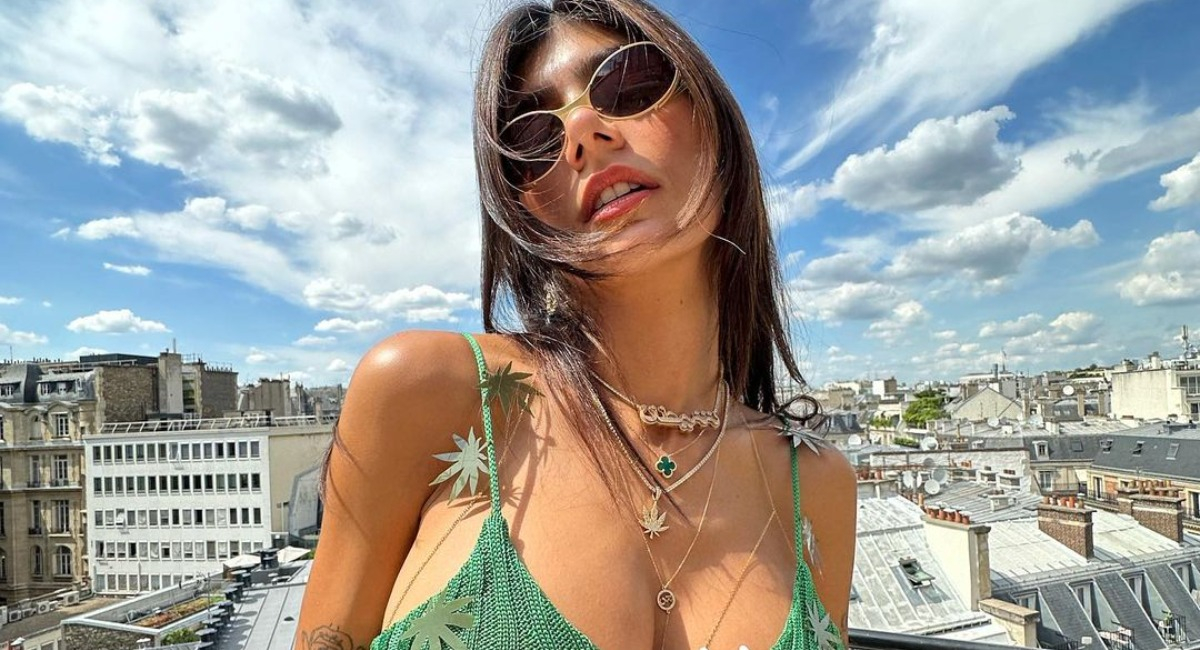 che rodriguez recommends Mia Khalifa Nude 2023