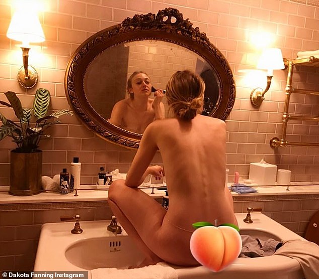 dakota fanning naked