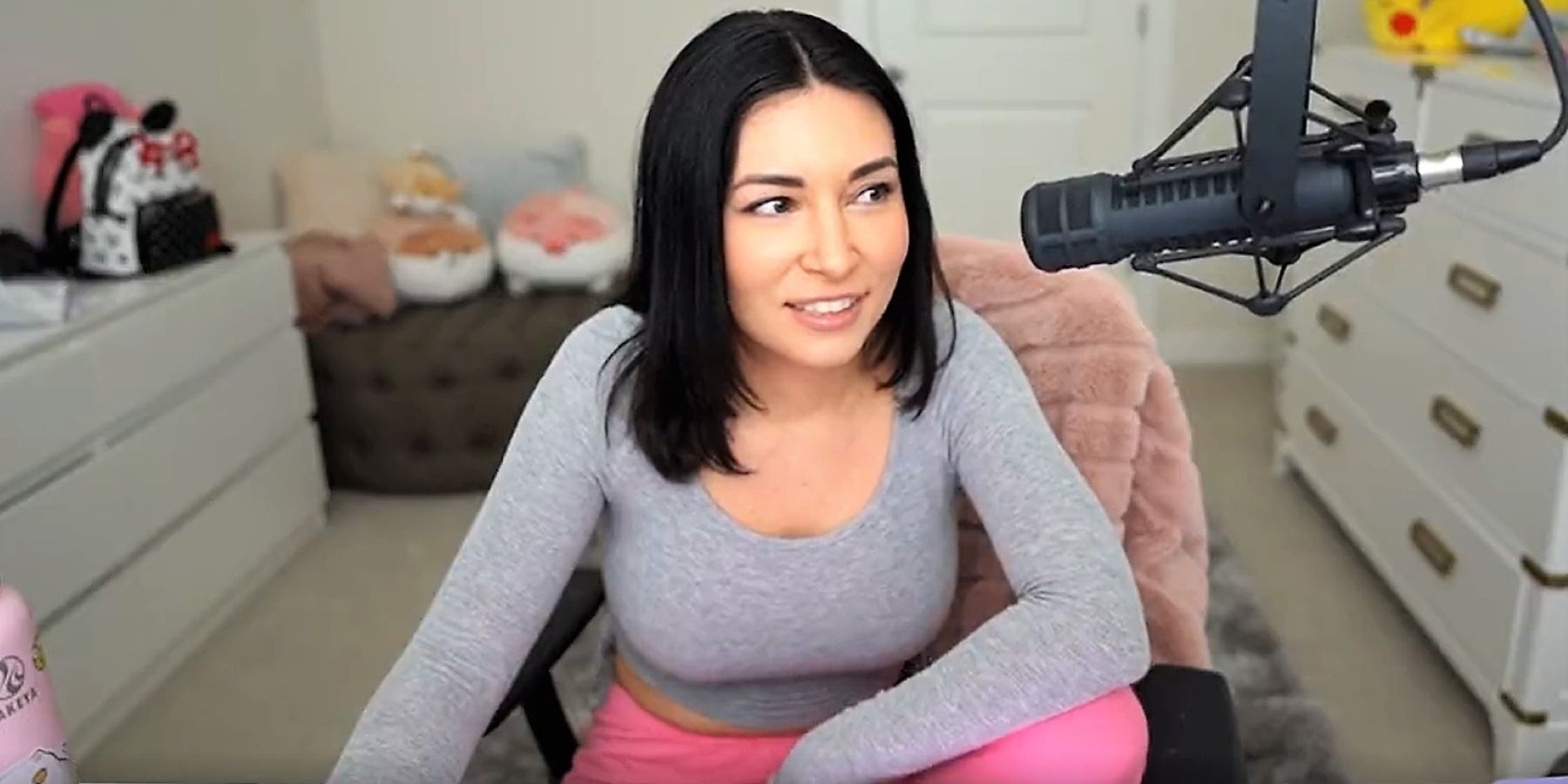 alinity twerk