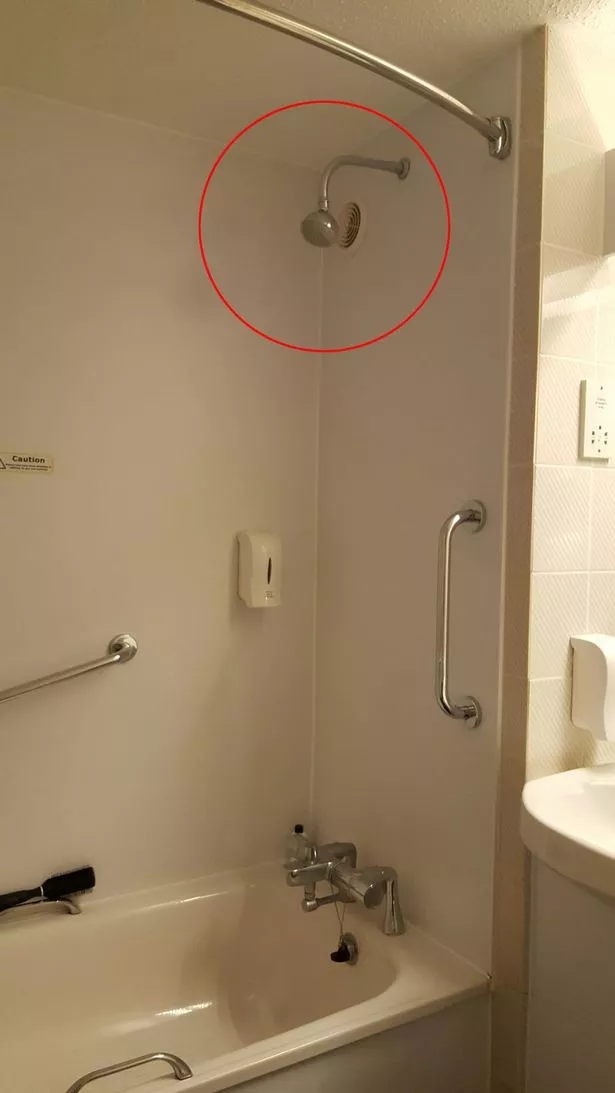 aina kho add photo hidden camera in bathroom naked