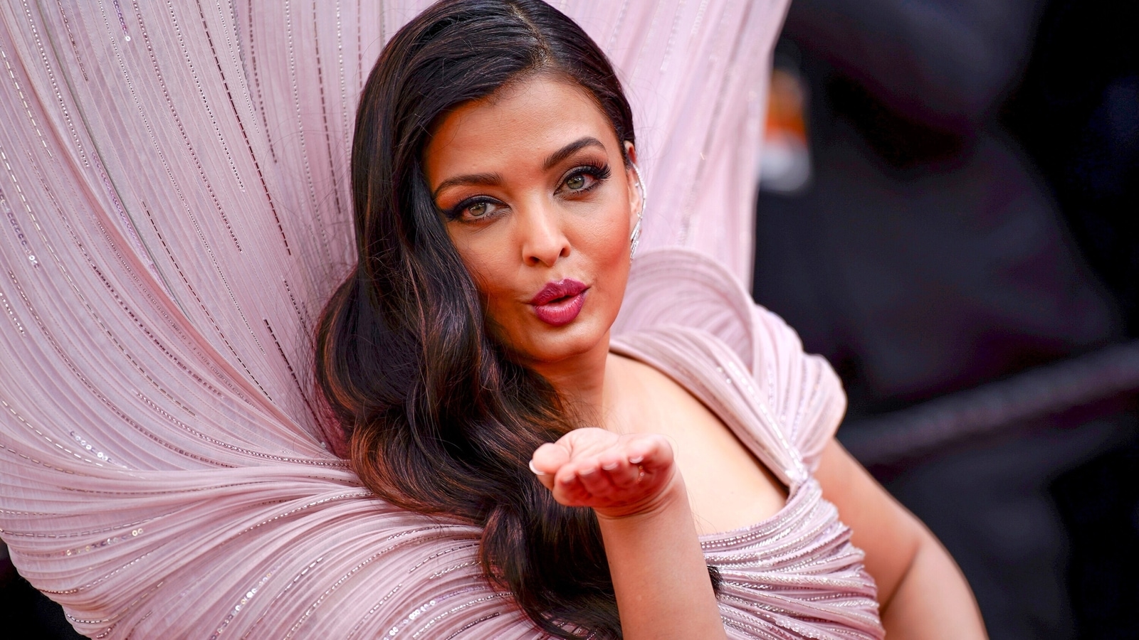 alper atalay recommends aishwarya rai pornography pic