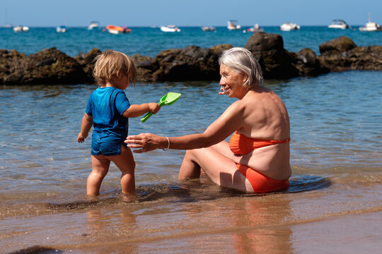 dave emrick add photo nude beach grandma