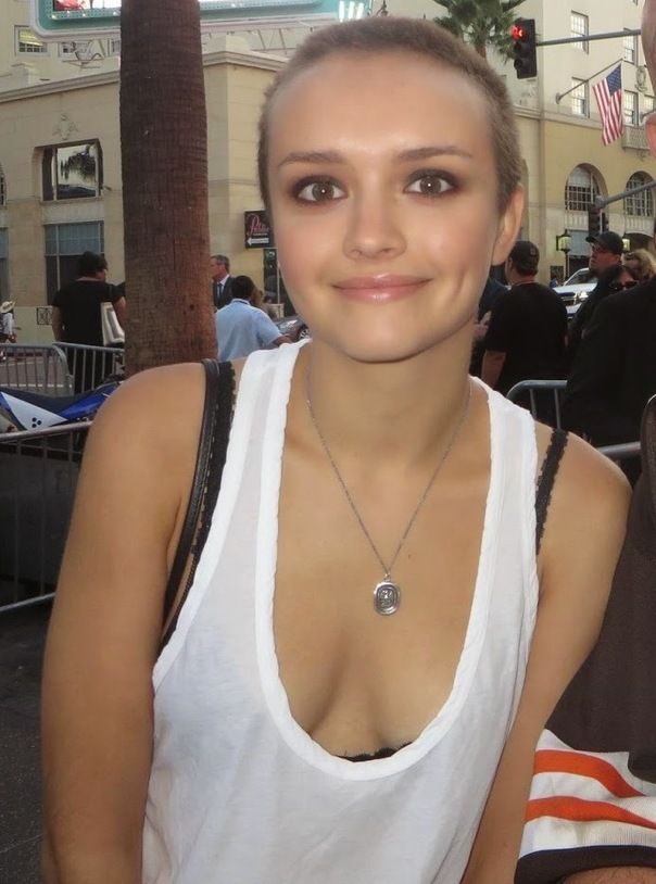 delavar irani add olivia cooke nude photo