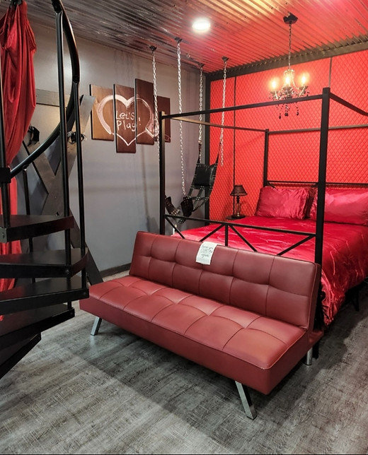 cristina mitroi recommends bdsm cabin pic