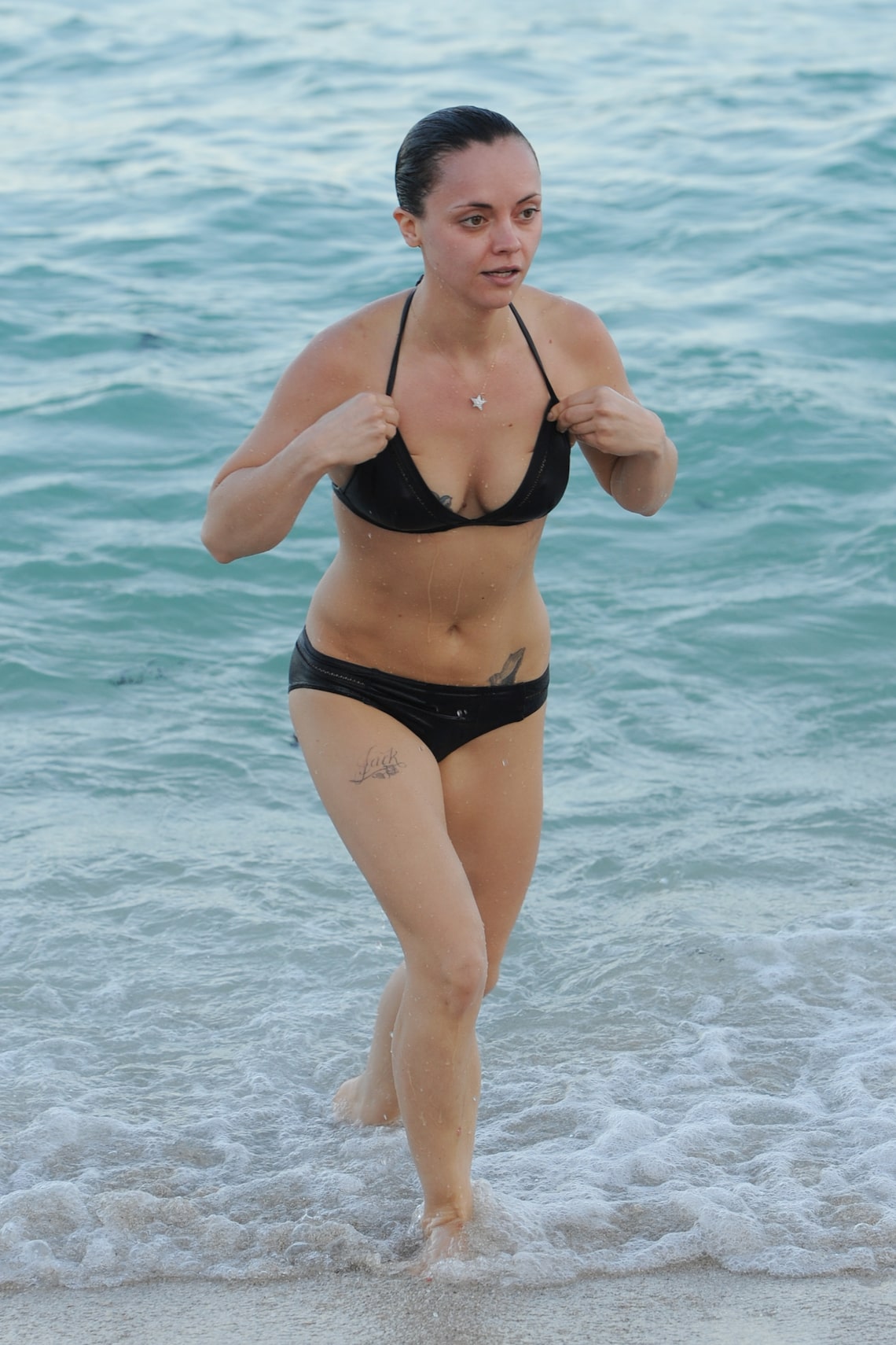 brent bauer recommends Christina Ricci In Bikini