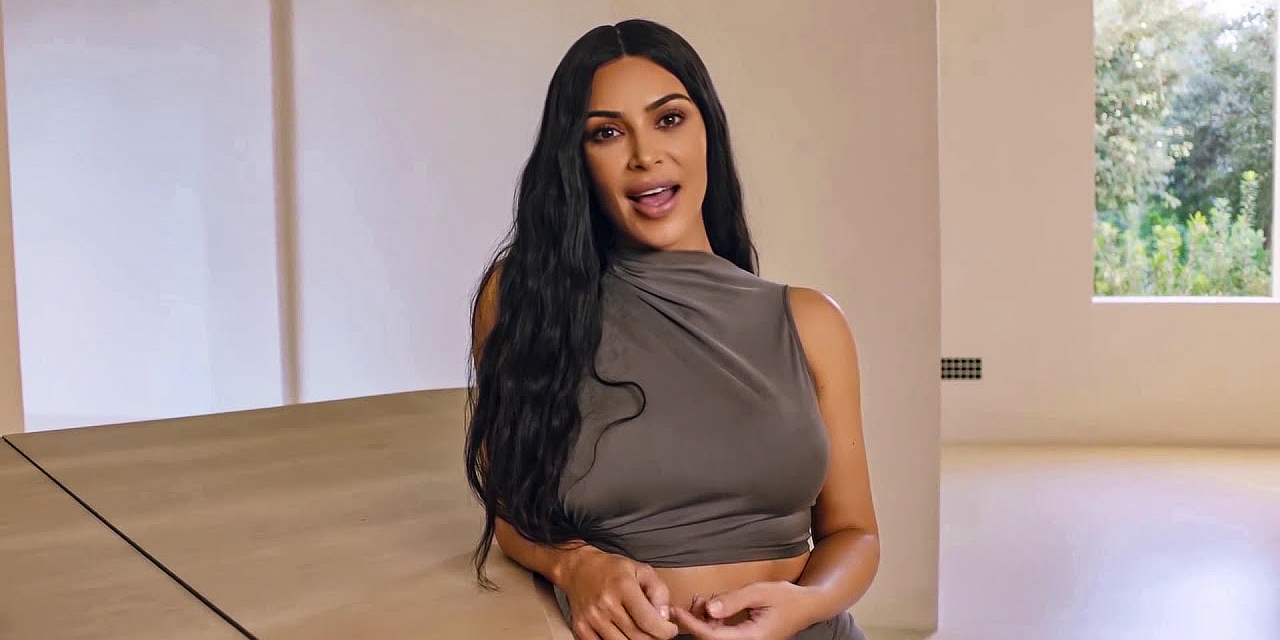 david tolliver jr recommends kim kardashian look alike porn pic